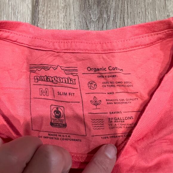 PATAGONIA Men's Fitz Roy Scope Organic T-Shirt Size M In Spiced Coral Red - Picture 7 of 9